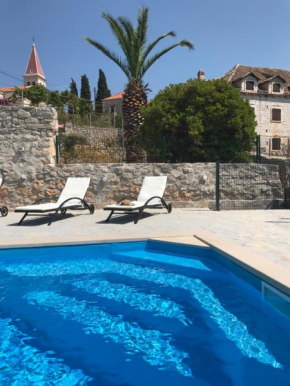 Villa Dalmatian Dream, Bobovišća